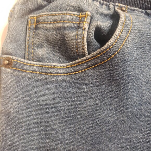 Cat & Jack Blue Jeans - Picture 7 of 7